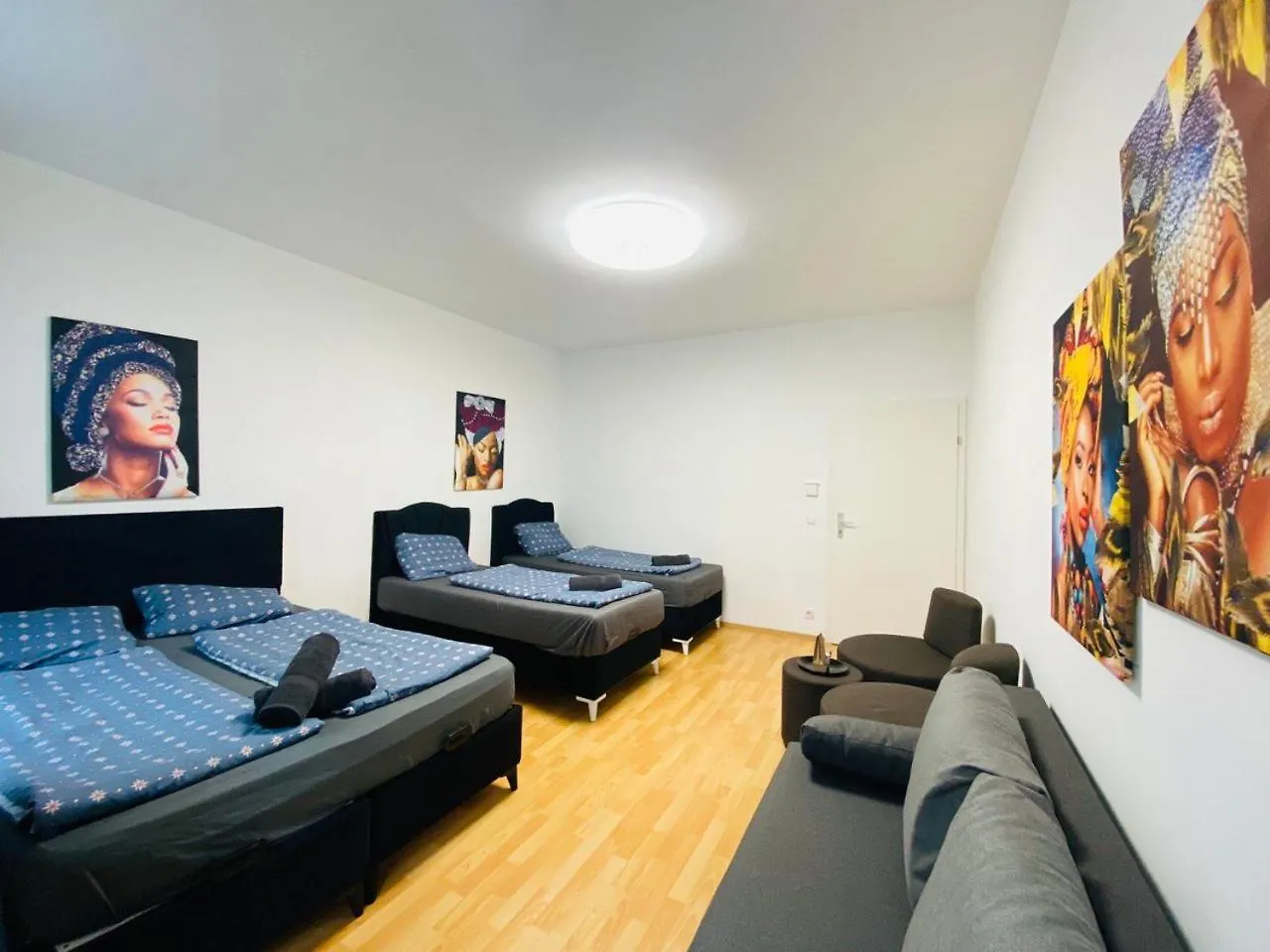 Family Room Vienna 0*,  Austria