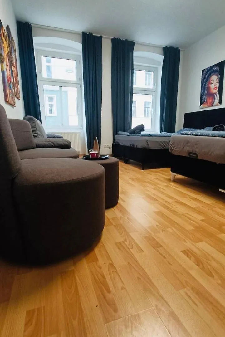 Family Room Vienna Homestay
