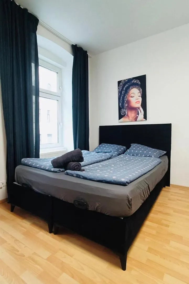 Homestay Family Room Vienna Austria