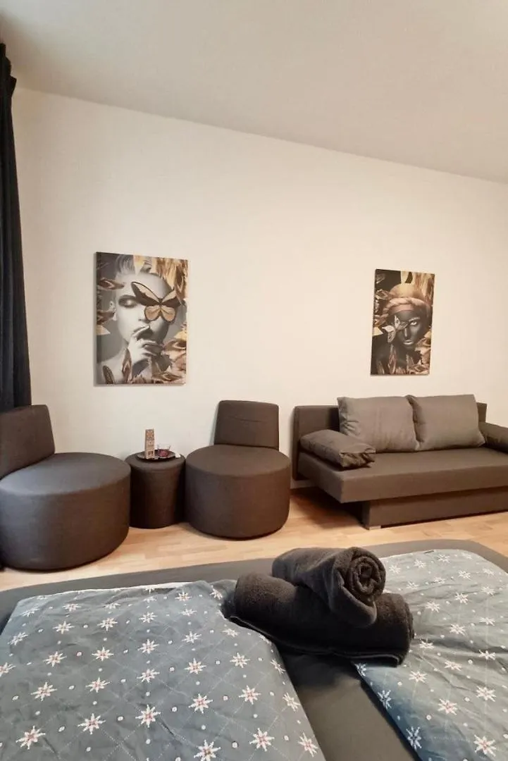 Family Room Vienna Homestay